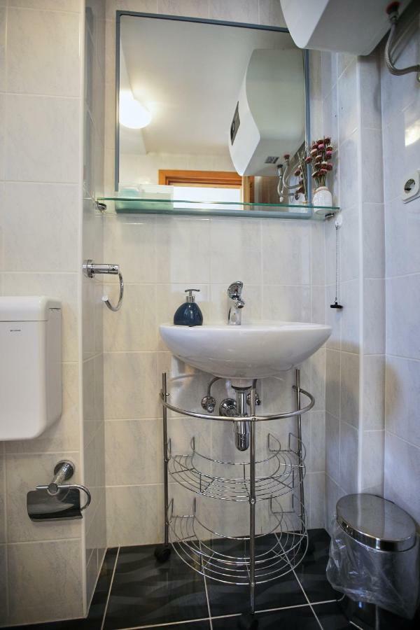 Studio Kristic, Cozy Studio With A Terrace 杜布罗夫尼克 外观 照片